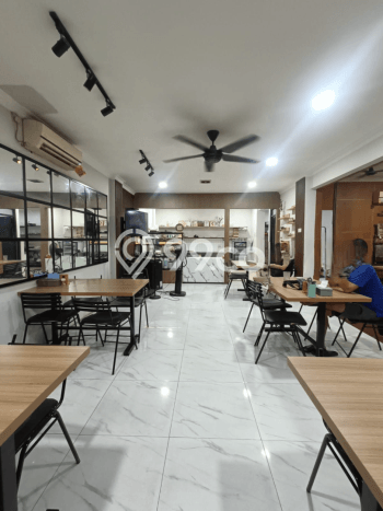 Ruko Dijual di Jakarta Selatan LT 155m2 & LB 490m2 Lokasi Terbaik! Ruko Dijual di Jakarta Selatan LT 155m2 & LB 490m2 Lokasi Terbaik!