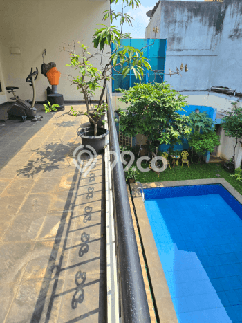 Siap Huni Hunian Elit 6 Kamar di Kebayoran Baru Dekat ke Mana Saja Siap Huni Hunian Elit 6 Kamar di Kebayoran Baru Dekat ke Mana Saja