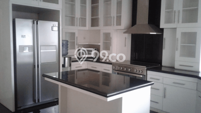 Hunian Mewah Siap Huni LT 1220m2 di Kebayoran Baru, Jakarta Selatan Hunian Mewah Siap Huni LT 1220m2 di Kebayoran Baru, Jakarta Selatan