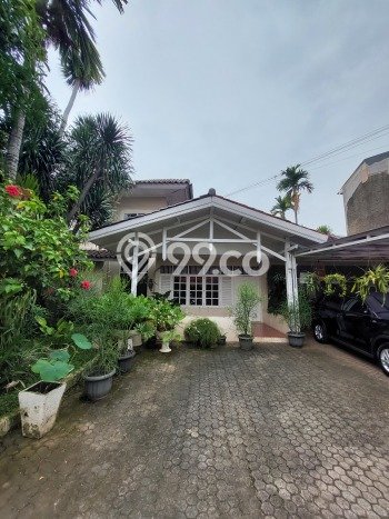 Rumah Elit Modern Tanpa Renovasi di Kemang Jakarta Selatan Rumah Elit Modern Tanpa Renovasi di Kemang Jakarta Selatan