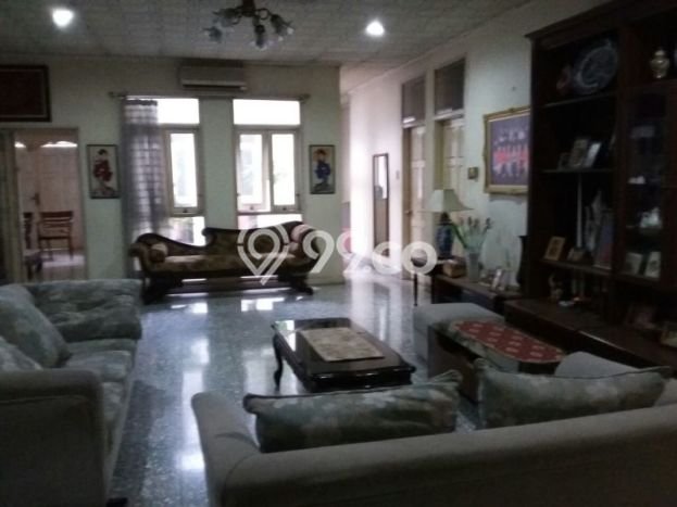 Tanah Dijual Lokasi Strategis di Jakarta Selatan dengan Luas 763m2 Tanah Dijual Lokasi Strategis di Jakarta Selatan dengan Luas 763m2
