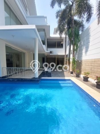 PILIHAN TEPAT! Rumah kawasan Pondok Indah, 4 KT, Akses Sekolah, LT 589m2m² Bangunan 360m2m² PILIHAN TEPAT! Rumah kawasan Pondok Indah, 4 KT, Akses Sekolah, LT 589m2m² Bangunan 360m2m²