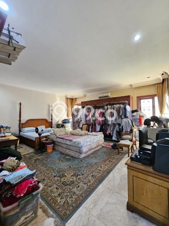Rumah Elit LB 600m2 Siap Pakai Desain Elegan di Lenteng Agung, Jakarta Selatan Rumah Elit LB 600m2 Siap Pakai Desain Elegan di Lenteng Agung, Jakarta Selatan