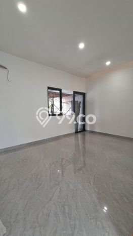 Rumah Elit Modern Tanpa Renovasi di Pejaten Jakarta Selatan Rumah Elit Modern Tanpa Renovasi di Pejaten Jakarta Selatan