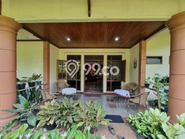 Hunian Eksklusif Siap Huni LT 668m2 di Ciputat, Tangerang Selatan Hunian Eksklusif Siap Huni LT 668m2 di Ciputat, Tangerang Selatan