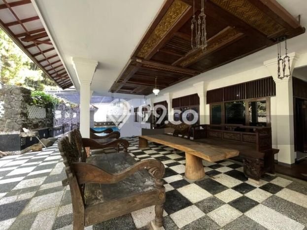 Hunian Mewah Siap Huni LT 1031m2 di Cinere, Depok Hunian Mewah Siap Huni LT 1031m2 di Cinere, Depok
