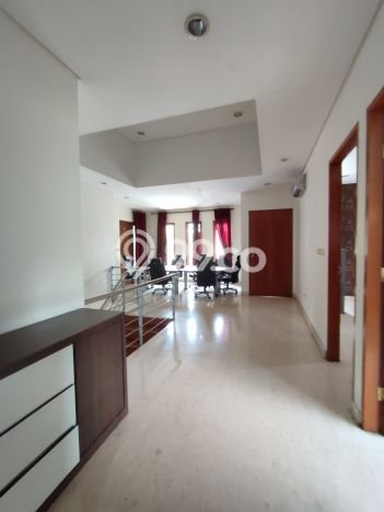Rumah Elit Modern Siap Huni di Pondok Indah Jakarta Selatan Rumah Elit Modern Siap Huni di Pondok Indah Jakarta Selatan