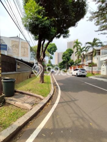 Rumah Elit Modern Siap Huni di Pondok Indah Jakarta Selatan Rumah Elit Modern Siap Huni di Pondok Indah Jakarta Selatan