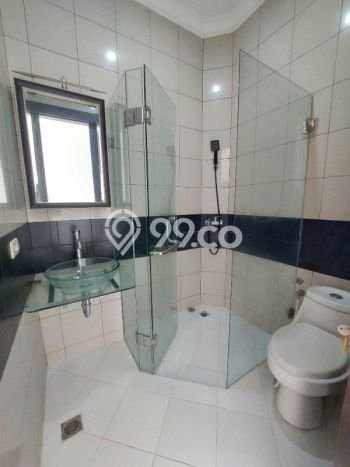 Rumah Mewah LB 500m2 Siap Huni Desain Elegan di Cipete, Jakarta Selatan Rumah Mewah LB 500m2 Siap Huni Desain Elegan di Cipete, Jakarta Selatan