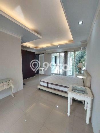 Rumah Mewah LB 500m2 Siap Huni Desain Elegan di Cipete, Jakarta Selatan Rumah Mewah LB 500m2 Siap Huni Desain Elegan di Cipete, Jakarta Selatan