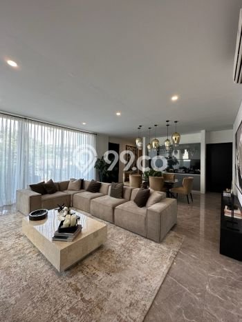 Rumah Elit Modern Tanpa Renovasi di Kemang Jakarta Selatan Rumah Elit Modern Tanpa Renovasi di Kemang Jakarta Selatan
