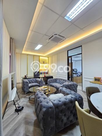 Unit Ruko Dijual di Jakarta Selatan LT 320m2 & LB 700m2 Unit Ruko Dijual di Jakarta Selatan LT 320m2 & LB 700m2