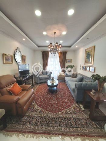 Hunian Mewah LB 200m2 Siap Pakai Desain Elegan di Bintaro, Jakarta Selatan Hunian Mewah LB 200m2 Siap Pakai Desain Elegan di Bintaro, Jakarta Selatan
