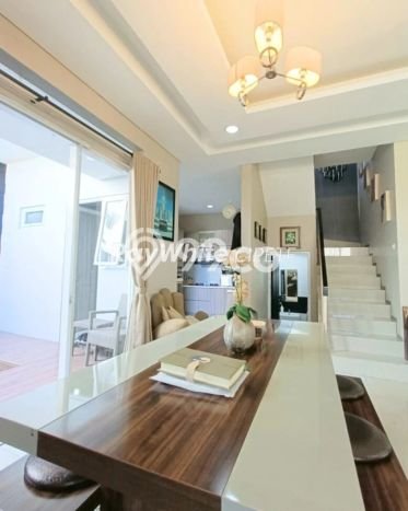 Jual Rumah Luas Elegan Dengan View Eksklusif di Bintaro, Tangerang Selatan Jual Rumah Luas Elegan Dengan View Eksklusif di Bintaro, Tangerang Selatan