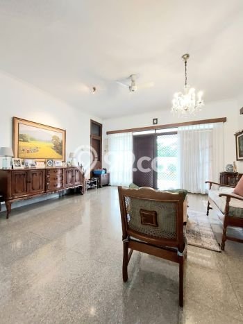 Rumah Luxury Modern Siap Huni di Cipete Jakarta Selatan Rumah Luxury Modern Siap Huni di Cipete Jakarta Selatan