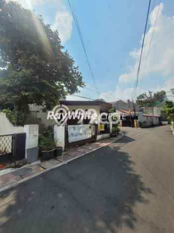 Rumah Mewah Akses Strategis di Jakarta Pusat Unfurnished Rumah Mewah Akses Strategis di Jakarta Pusat Unfurnished