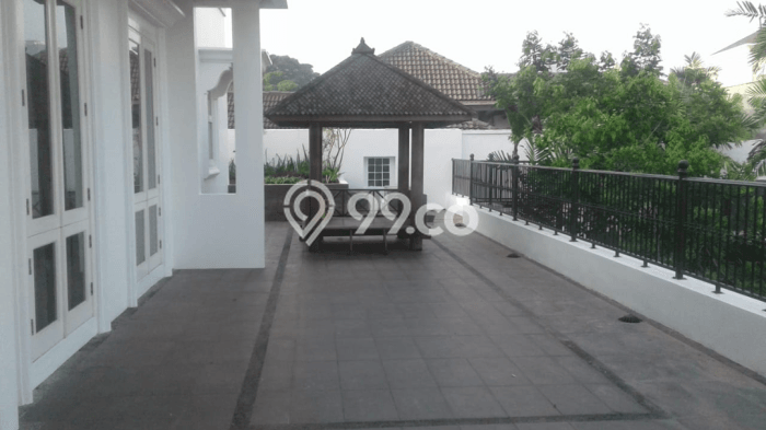 Hunian Mewah Siap Huni LT 1220m2 di Kebayoran Baru, Jakarta Selatan Hunian Mewah Siap Huni LT 1220m2 di Kebayoran Baru, Jakarta Selatan