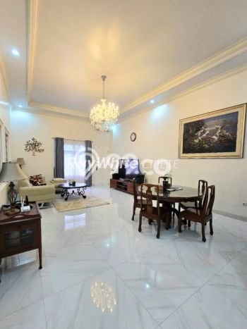 Rumah Elit Modern Tanpa Renovasi di Cipete Jakarta Selatan Rumah Elit Modern Tanpa Renovasi di Cipete Jakarta Selatan