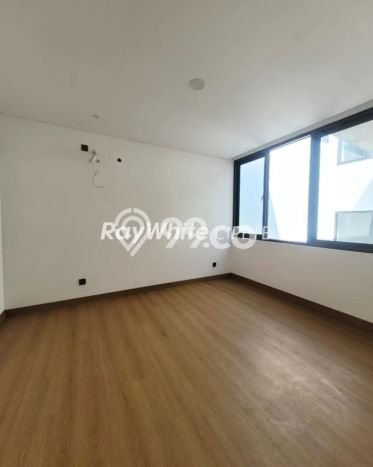 Rumah Elit Modern Siap Huni di Jati Padang Jakarta Selatan Rumah Elit Modern Siap Huni di Jati Padang Jakarta Selatan