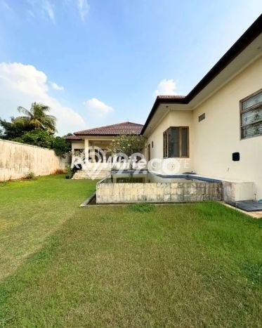 Ready to Use! Premium House LT 1742m2 Desain Modern di Cipete Ready to Use! Premium House LT 1742m2 Desain Modern di Cipete