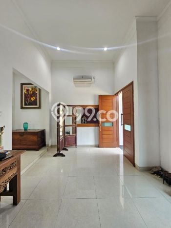 Rumah 4 KT 3 KM LT 235m², LB 300m² di Pejaten, Jakarta Selatan Rumah 4 KT 3 KM LT 235m², LB 300m² di Pejaten, Jakarta Selatan