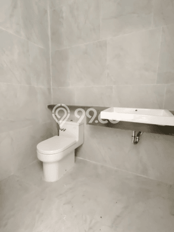 Ready to Use! Luxury House LT 193m2 Desain Modern di Sentul City Ready to Use! Luxury House LT 193m2 Desain Modern di Sentul City