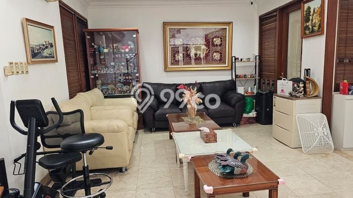 Dijual Rumah Mewah Elegan Dengan View Eksklusif di Pejaten, Jakarta Selatan Dijual Rumah Mewah Elegan Dengan View Eksklusif di Pejaten, Jakarta Selatan