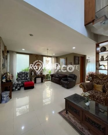 Hunian Elit LB 400m2 Siap Huni Desain Elegan di Pondok Indah, Jakarta Selatan Hunian Elit LB 400m2 Siap Huni Desain Elegan di Pondok Indah, Jakarta Selatan