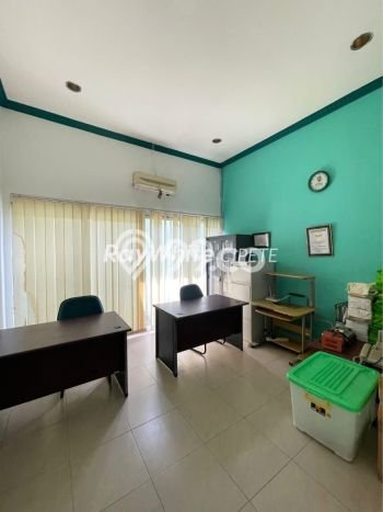 Rumah Mewah Akses Mudah di Jakarta Selatan Rumah Mewah Akses Mudah di Jakarta Selatan