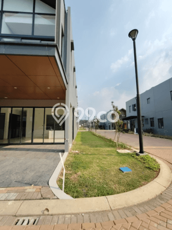 Ready to Use! Luxury House LT 193m2 Desain Modern di Sentul City Ready to Use! Luxury House LT 193m2 Desain Modern di Sentul City