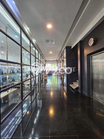 Kantor Bagus Dijual LB 1200m2 Lokasi Strategis Jakarta Selatan Area Cocok untuk Bisnis Kantor Bagus Dijual LB 1200m2 Lokasi Strategis Jakarta Selatan Area Cocok untuk Bisnis