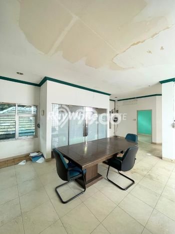 Rumah Mewah Akses Mudah di Jakarta Selatan Rumah Mewah Akses Mudah di Jakarta Selatan