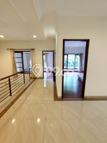 Dijual Rumah Luas Megah Dengan View Eksklusif di Bintaro, Jakarta Selatan Dijual Rumah Luas Megah Dengan View Eksklusif di Bintaro, Jakarta Selatan