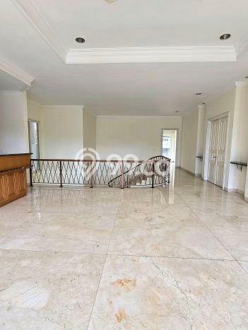 Rumah Elit Modern Tanpa Renovasi di Pondok Indah Jakarta Selatan Rumah Elit Modern Tanpa Renovasi di Pondok Indah Jakarta Selatan