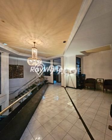 Rumah Elit Modern Tanpa Renovasi di Cipete Jakarta Selatan Rumah Elit Modern Tanpa Renovasi di Cipete Jakarta Selatan