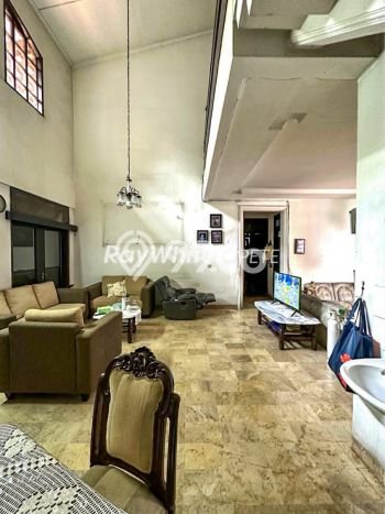 Dijual Rumah Luas Megah Dengan View Eksklusif di Kemang, Jakarta Selatan Dijual Rumah Luas Megah Dengan View Eksklusif di Kemang, Jakarta Selatan