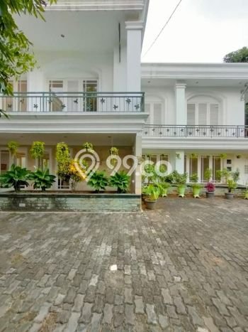 Rumah Elit LB 1000m2 Siap Huni Desain Elegan di Kemang, Jakarta Selatan Rumah Elit LB 1000m2 Siap Huni Desain Elegan di Kemang, Jakarta Selatan