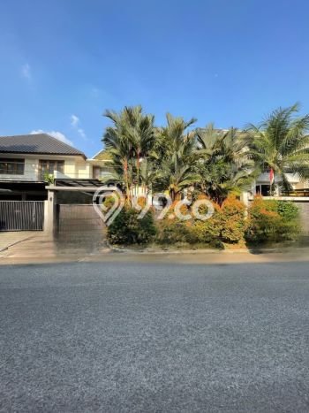 Rumah Elit Modern Tanpa Renovasi di Pondok Indah Jakarta Selatan Rumah Elit Modern Tanpa Renovasi di Pondok Indah Jakarta Selatan