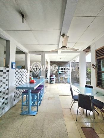 Dijual Rumah Luas Megah Dengan View Cantik di Grogol, Jakarta Barat Dijual Rumah Luas Megah Dengan View Cantik di Grogol, Jakarta Barat