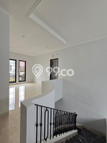 Hunian Elit LB 380m2 Siap Pakai Desain Elegan di Bintaro, Tangerang Selatan Hunian Elit LB 380m2 Siap Pakai Desain Elegan di Bintaro, Tangerang Selatan