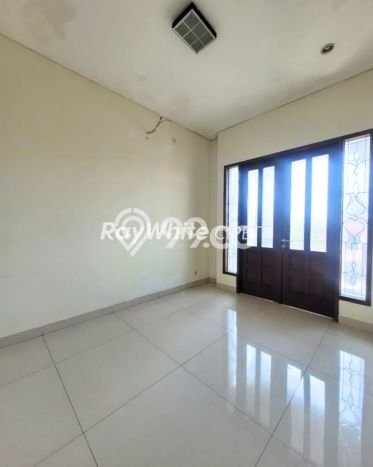 Dijual Rumah Luas Megah Dengan View Cantik di Jati Padang, Jakarta Selatan Dijual Rumah Luas Megah Dengan View Cantik di Jati Padang, Jakarta Selatan