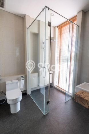 For Sale! Luxury House LT 235m2 Desain Modern di Cipete For Sale! Luxury House LT 235m2 Desain Modern di Cipete
