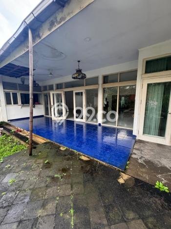 Rumah Luxury Modern Tanpa Renovasi di Kemang Jakarta Selatan Rumah Luxury Modern Tanpa Renovasi di Kemang Jakarta Selatan