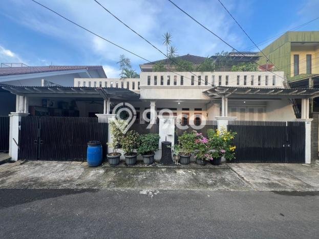 Dijual Rumah Premium dengan Fasilitas Sekitar Komplit di Ciledug, Tangerang Dijual Rumah Premium dengan Fasilitas Sekitar Komplit di Ciledug, Tangerang