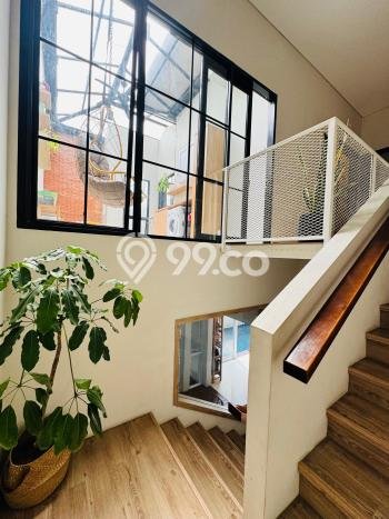 Jual Rumah Mewah Megah Dengan View Cantik di Lebak Bulus, Jakarta Selatan Jual Rumah Mewah Megah Dengan View Cantik di Lebak Bulus, Jakarta Selatan