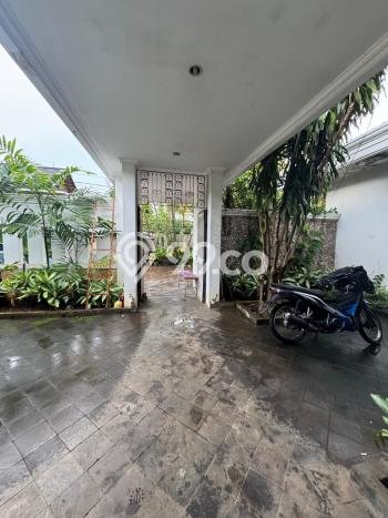 Rumah Luxury Modern Tanpa Renovasi di Kemang Jakarta Selatan Rumah Luxury Modern Tanpa Renovasi di Kemang Jakarta Selatan