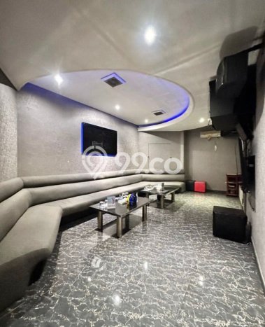 Unit Komersial Dijual di Jakarta Selatan LT 157m2 & LB 850m2 Unit Komersial Dijual di Jakarta Selatan LT 157m2 & LB 850m2