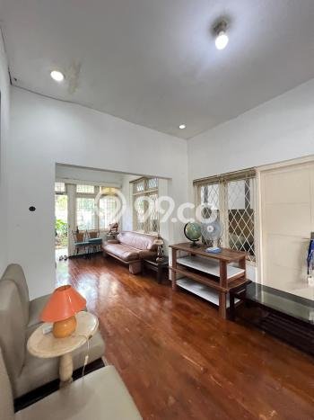 Hunian Mewah Dijual LT 268m2 di Kebayoran Baru, Jakarta Selatan Hunian Mewah Dijual LT 268m2 di Kebayoran Baru, Jakarta Selatan
