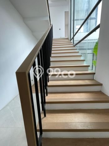 Jual Rumah Mewah Megah Dengan View Cantik di Pondok Labu, Jakarta Selatan Jual Rumah Mewah Megah Dengan View Cantik di Pondok Labu, Jakarta Selatan