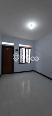 Rumah Kost untuk Dijual di Pancoran dengan 15 KT, 15 KM, Luas 385m2 Rumah Kost untuk Dijual di Pancoran dengan 15 KT, 15 KM, Luas 385m2